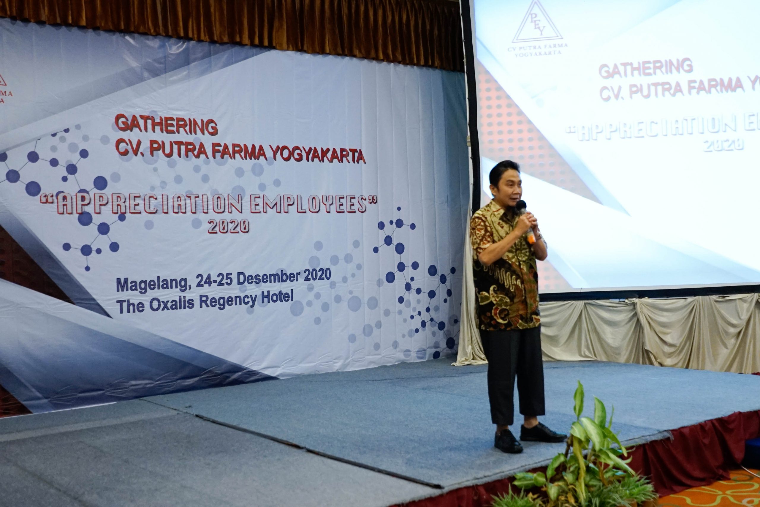 Sambutan dari CEO CV Putra Farma Yogyakarta, Bapak Bambang Irwanto, S.H
