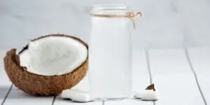 khasiat-air-kelapa-untuk-bumil
