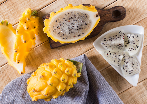 Keistimewaan buah naga