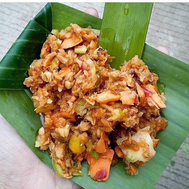 sajian rujak khas Nusantara