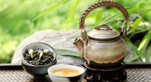 trik meminum teh hijau