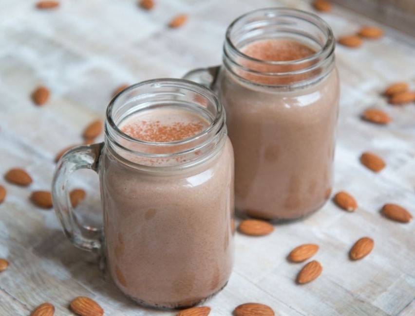 resep kreasi minuman susu almond