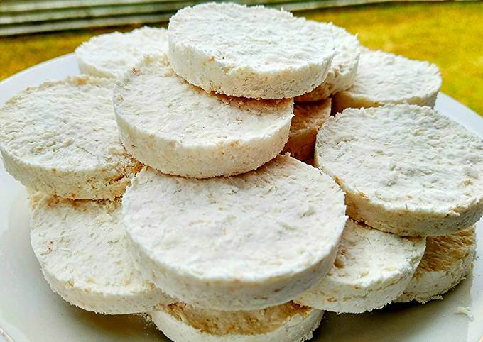referensi jajanan pasar dari kelapa