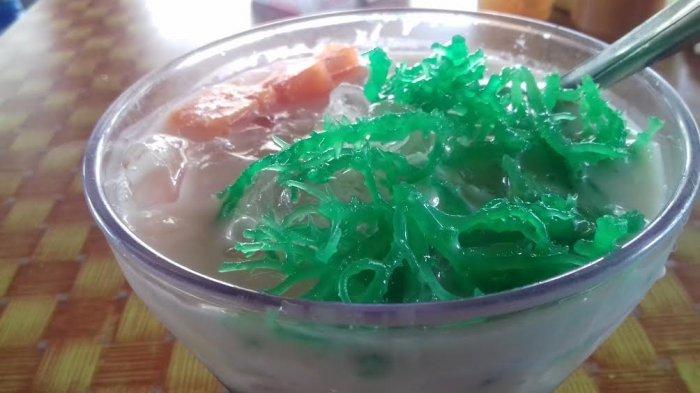 Kreasi minuman es rumput laut