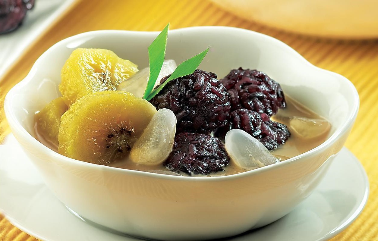 5 Kreasi Olahan Aneka Kolak, Nikmatnya Nggak Bisa Ditolak! 2 kreasi olahan aneka kolak 5 Kreasi Olahan Aneka Kolak, Nikmatnya Nggak Bisa Ditolak!