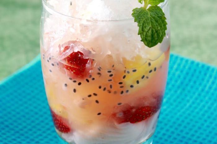 Kreasi minuman es rumput laut