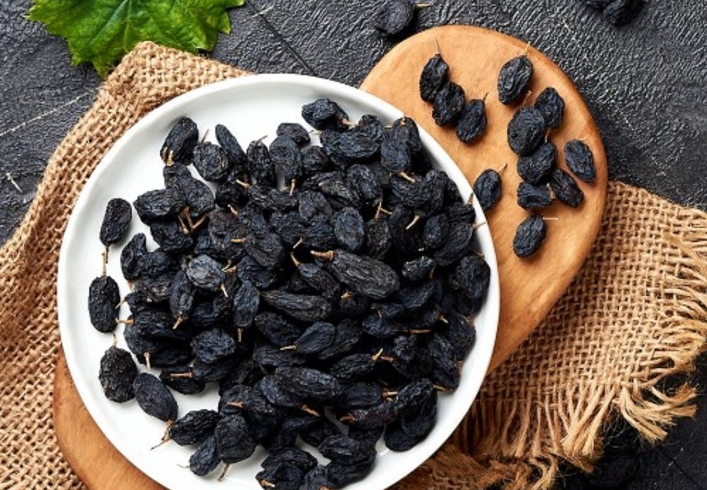 Manfaat kismis hitam untuk kecantikan