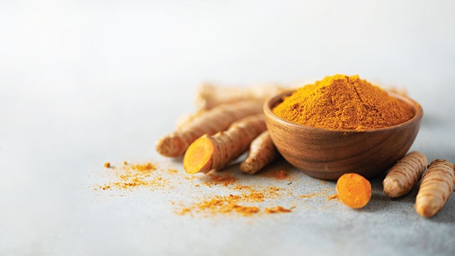 natural ingredients to combat premature aging
