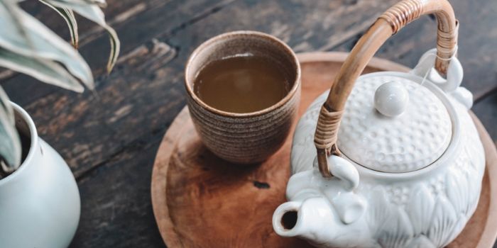 minuman serbuk jahe merah dalam pot