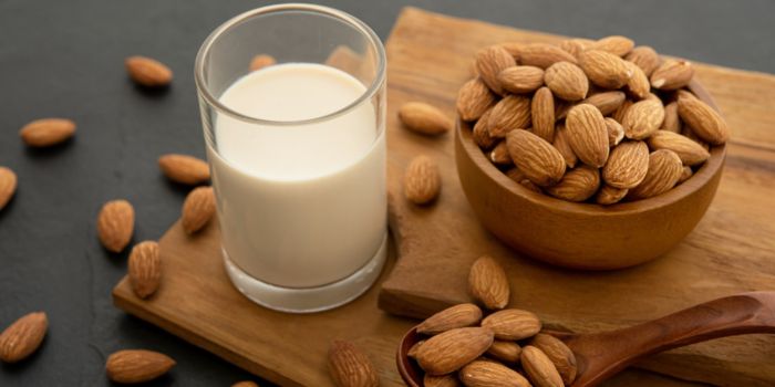 almond-powder-drink