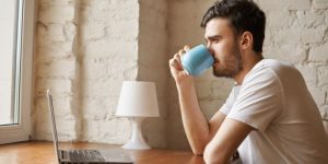drinking-organic-meal-replacement-powder
