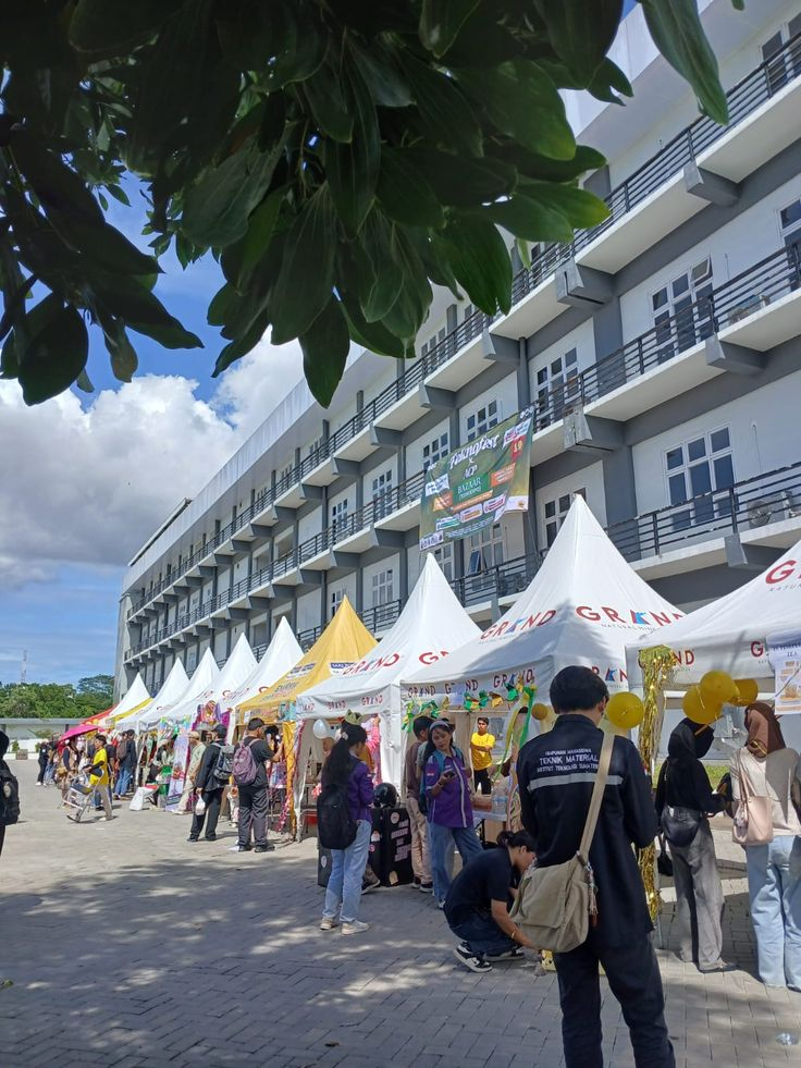 Trik Jitu Pilih Lokasi Minuman Kekinian untuk Jualan 2 minuman kekinian untuk jualan