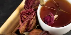 manfaat-teh-bunga-mawar