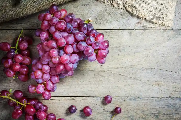 minuman kesehatan dari buah anggur untuk pria